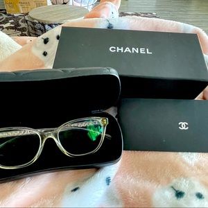 Chanel frames